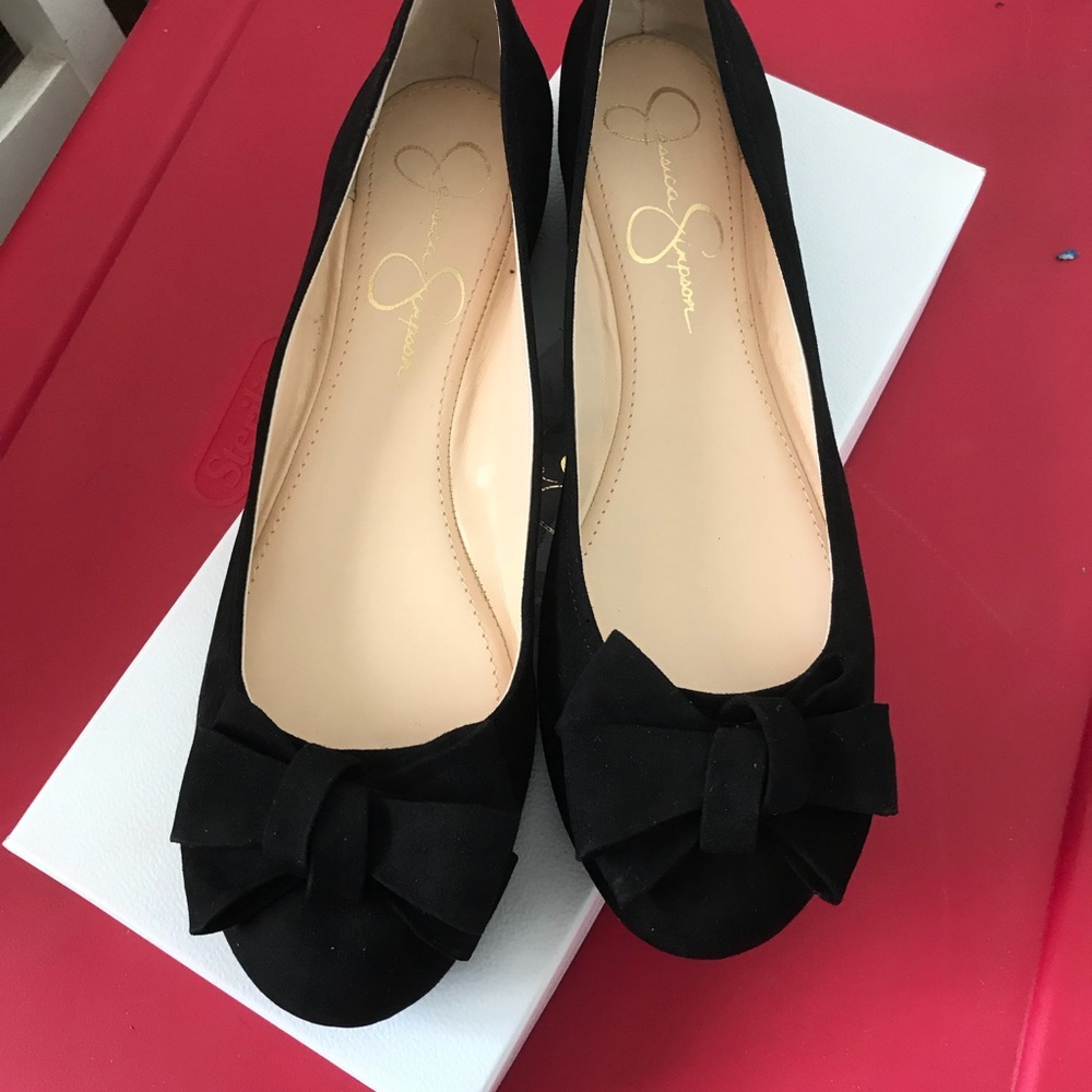 BRAND NEW Jessica Simpson Black Flats